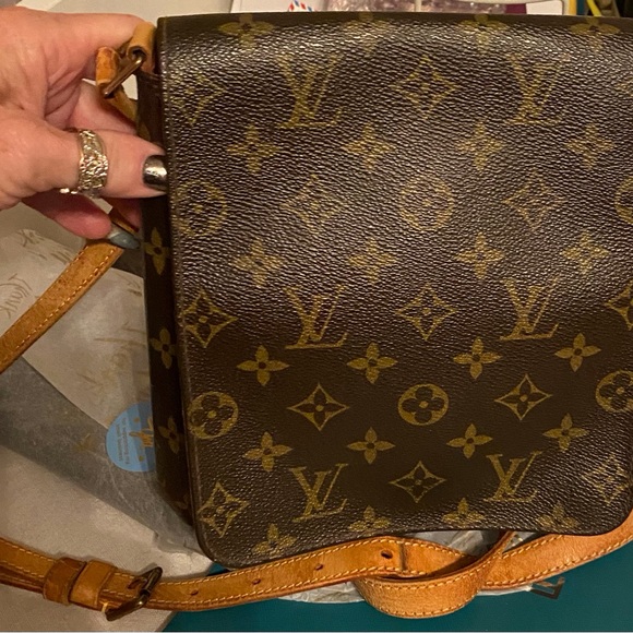 LOUIS VUITTON MUSETTE - Picture 13 of 15